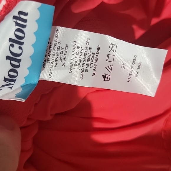 Modcloth Haley One- Piece swimsuit red white plaid - Picture 5 of 5